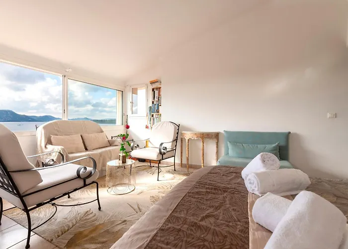 De Standing Piscine- Vue Panoramique Vila Porto-Vecchio (Corsica)