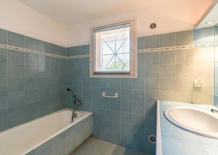 De Standing Piscine- Vue Panoramique Porto-Vecchio (Corsica)