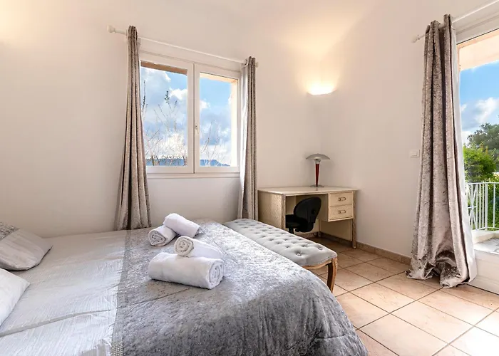 De Standing Piscine- Vue Panoramique Porto-Vecchio (Corsica)